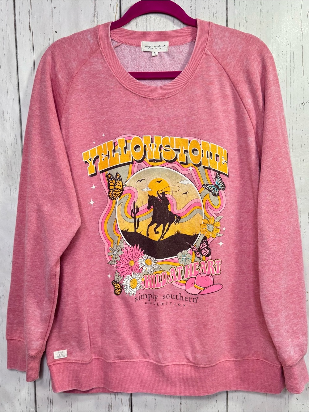 Simply Southern Pink Yellowstone Wild At Heart Sweatshirt Size M Western Boho